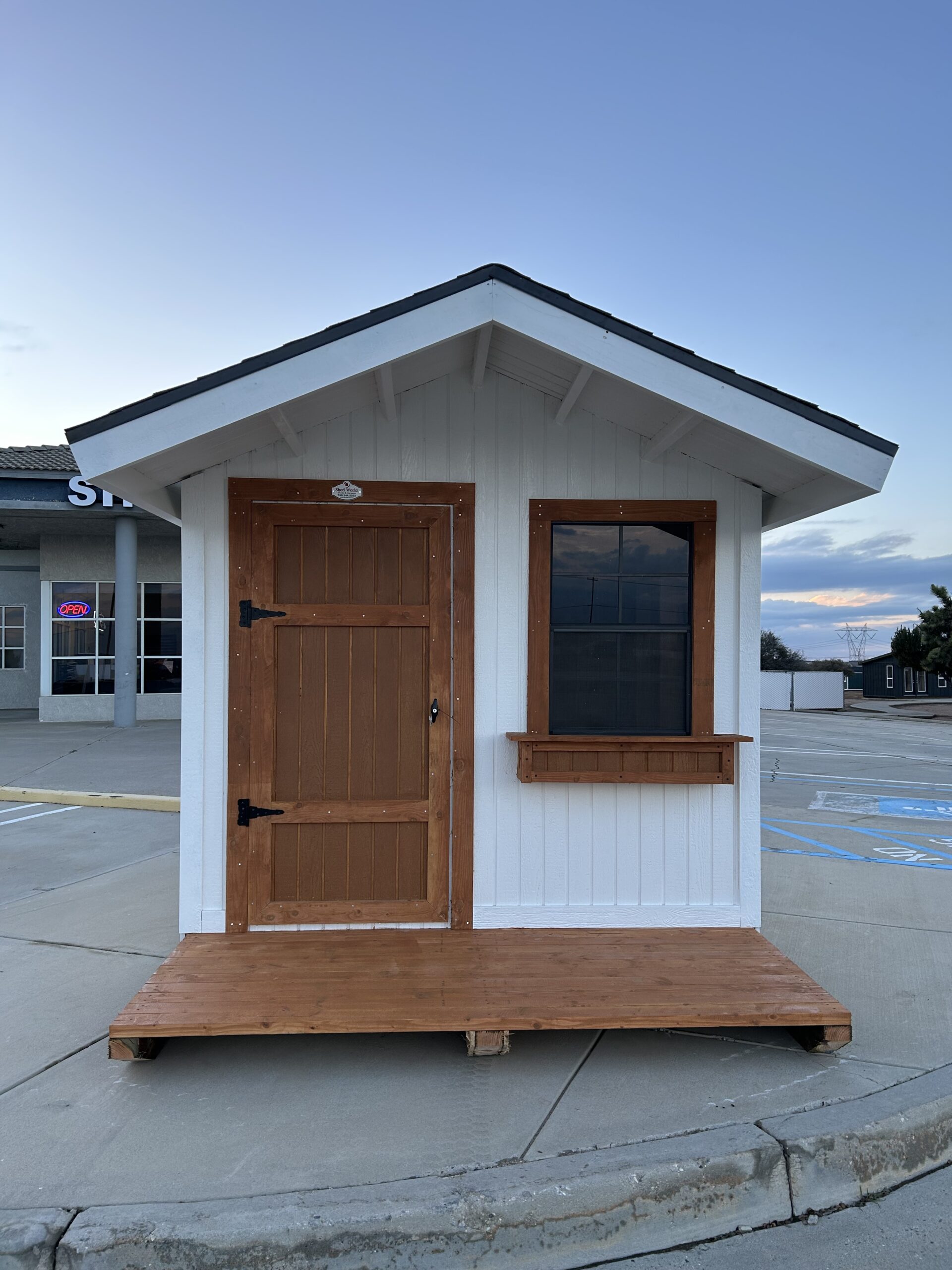 8X8 Rafter Porch Playhouse. Plus 8′ x 3′ covered porch (FOOTPRINT 11X8) STK #11855 *