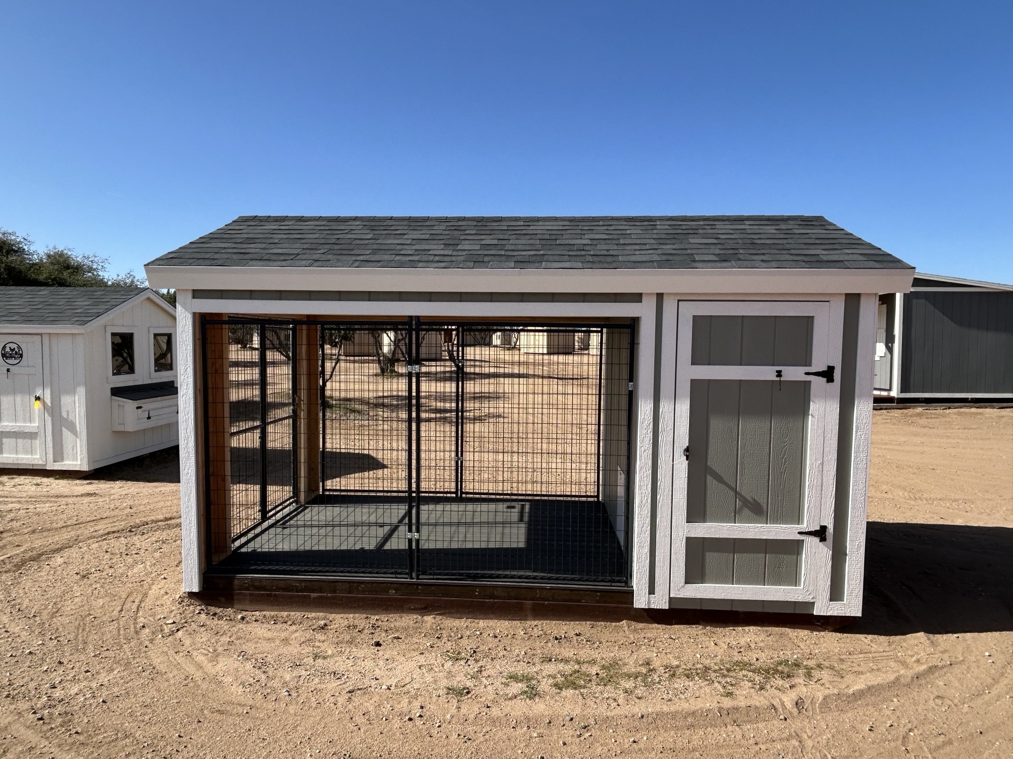 15X8 Dog Kennel STK 11896 *