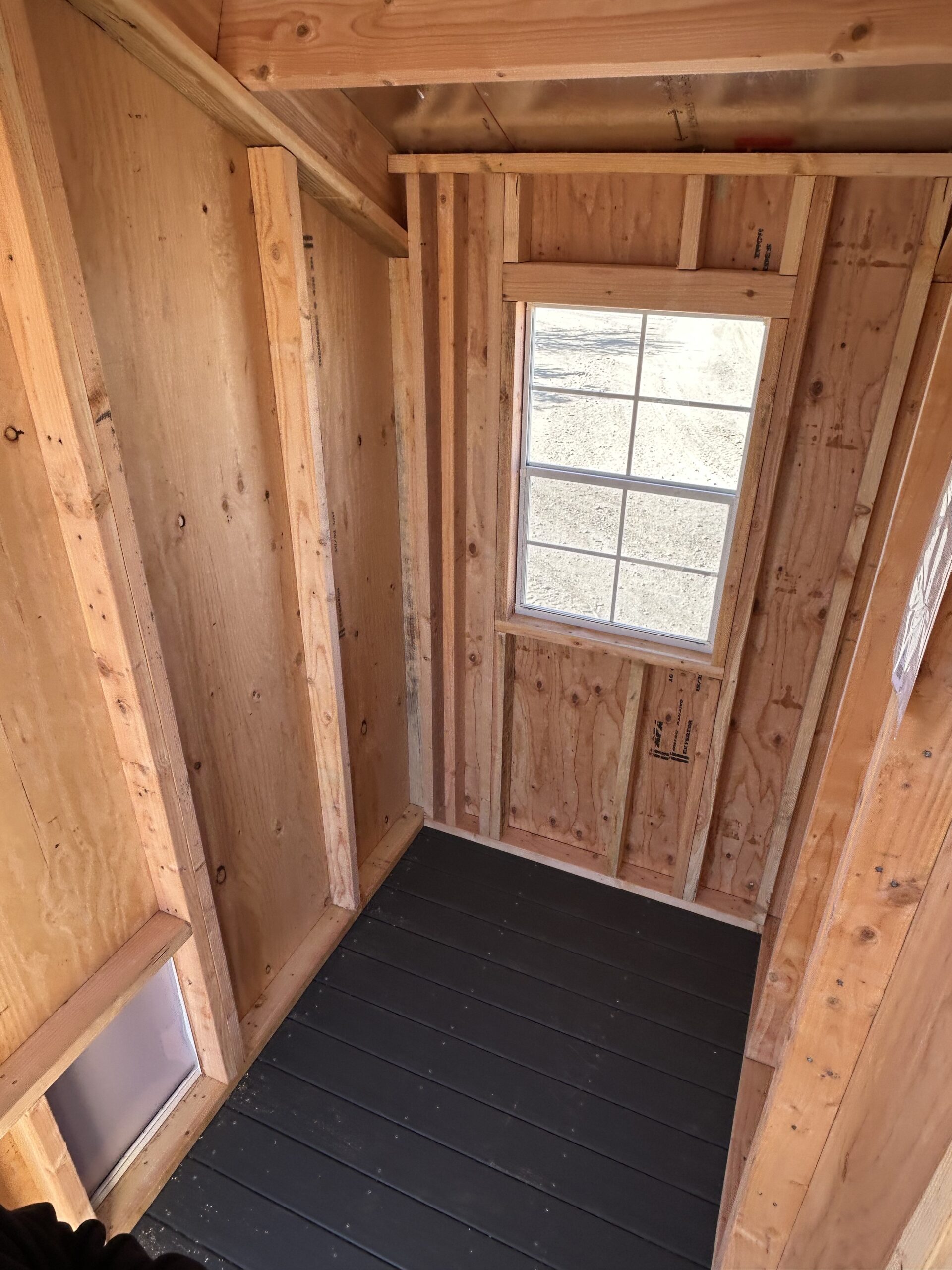15X8 Dog Kennel STK 12024