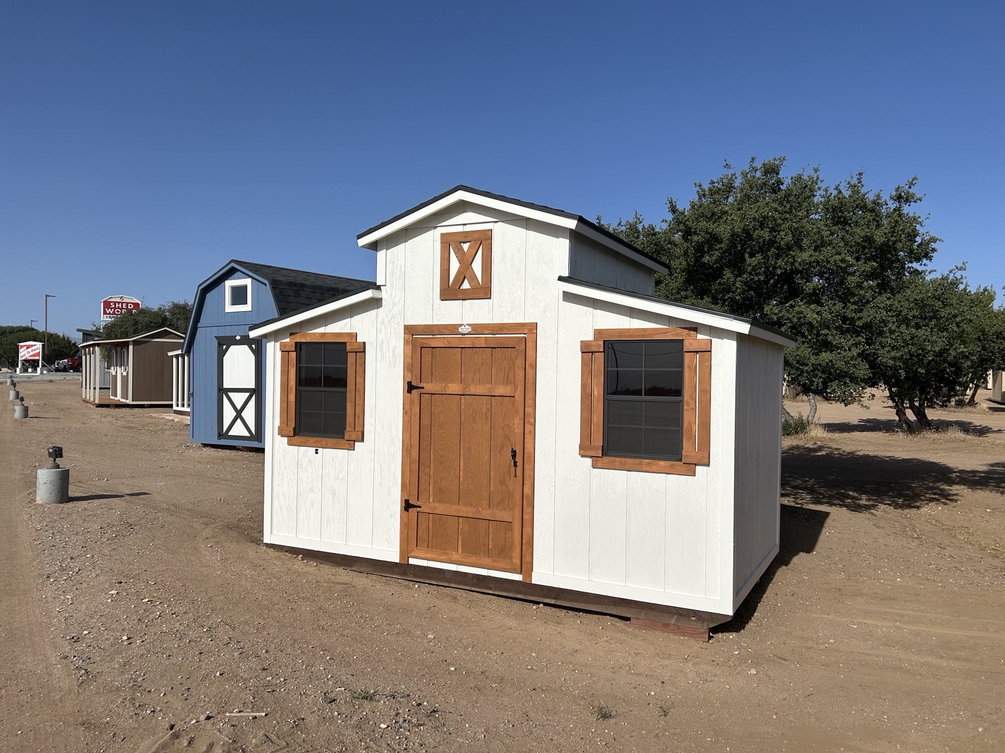 8×15 Livery 7 Stock# 11949 (Apple Valley Feed Bin Site)