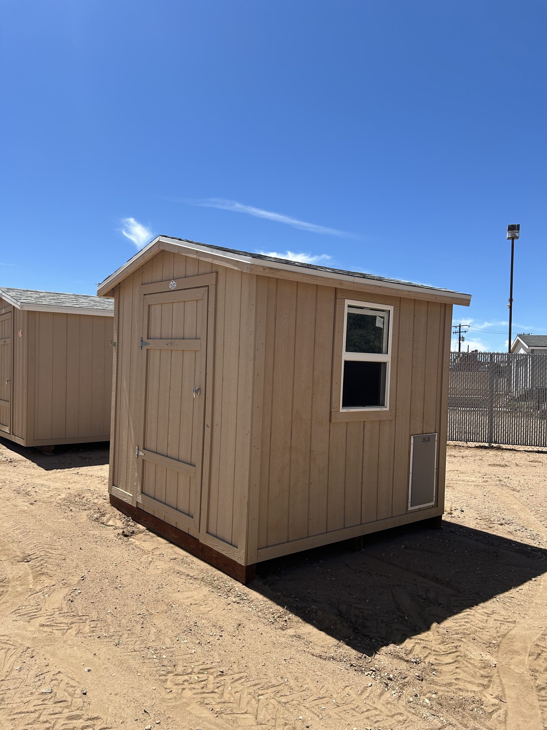 USED 8×8 Peak 7 With Dog Door and Window STK #2434A