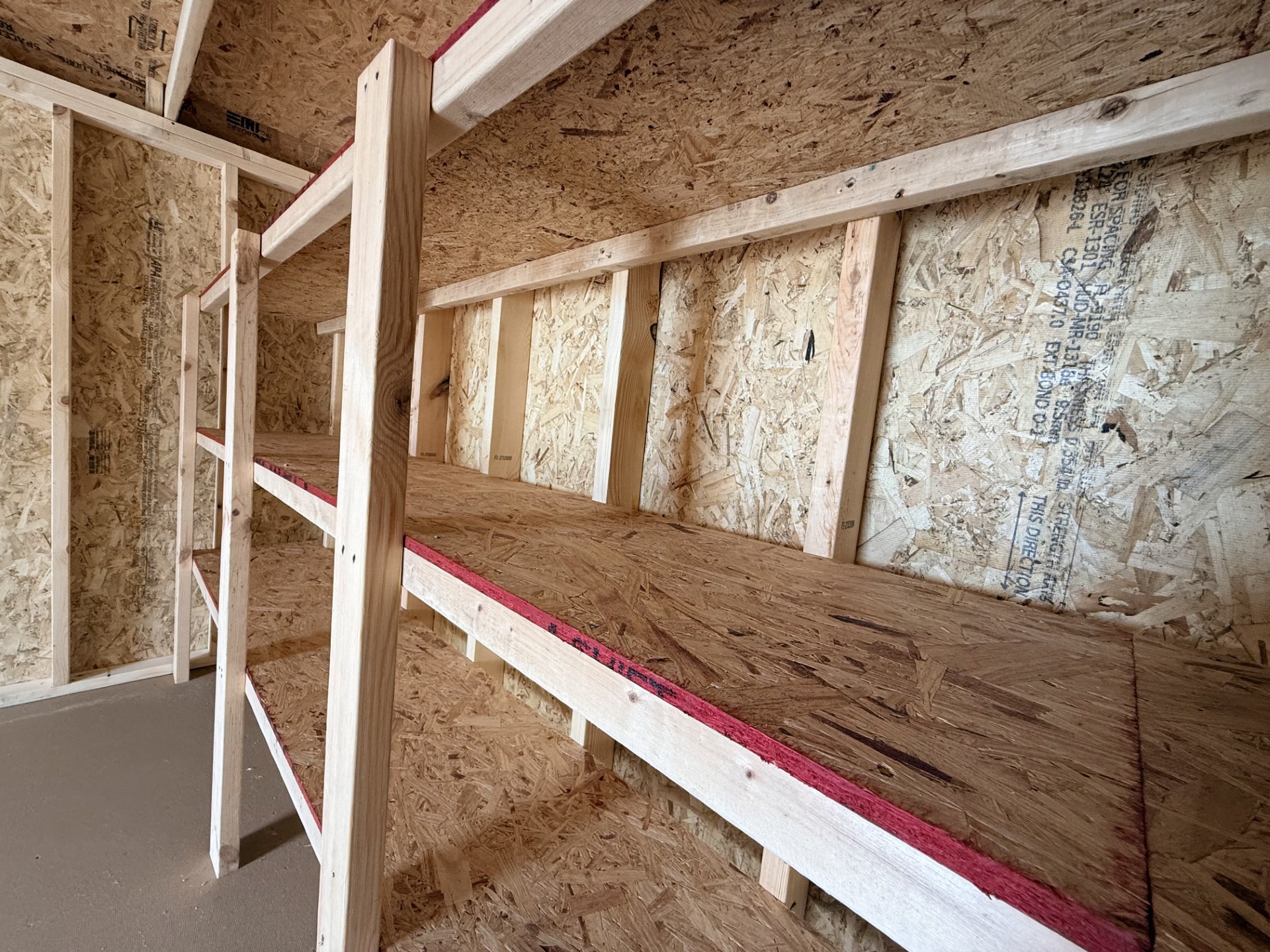10x16 Lofted Barn