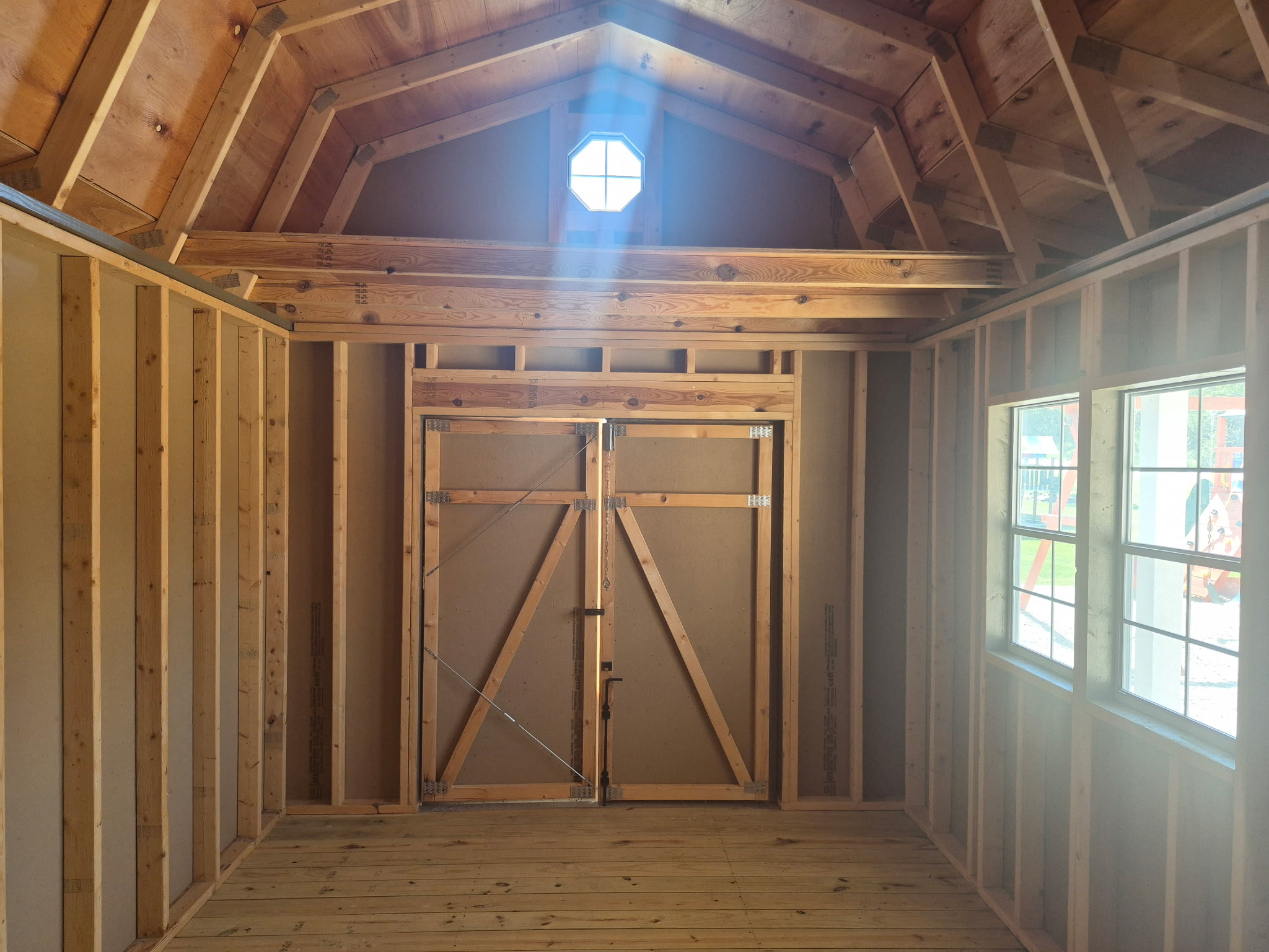 #40 10’x16’ 4’ Porch Barn DISPLAY MODEL 7’walls