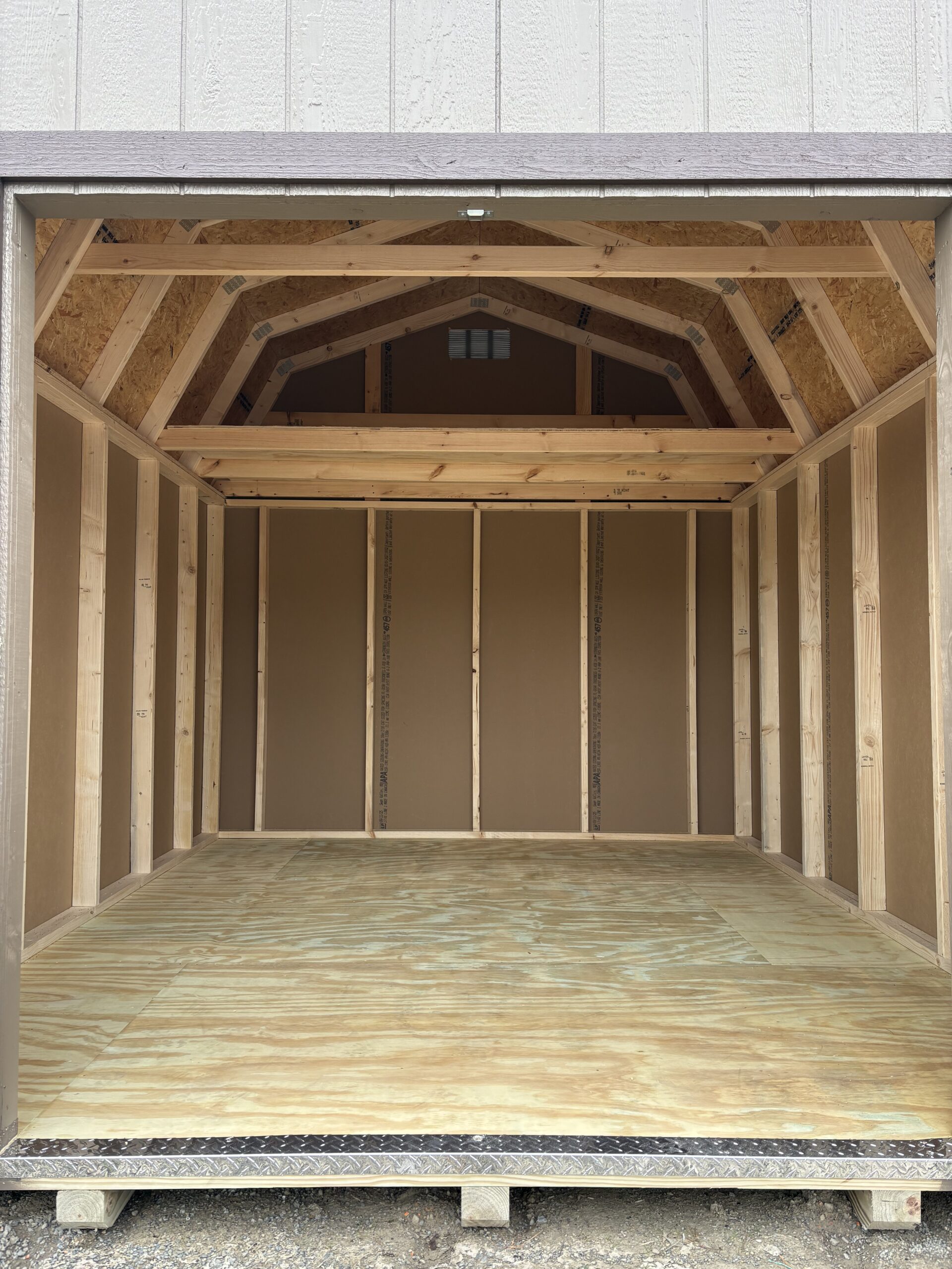 #33 10'x12’ 6’ Wall Standard Barn - Millers Storage Barns