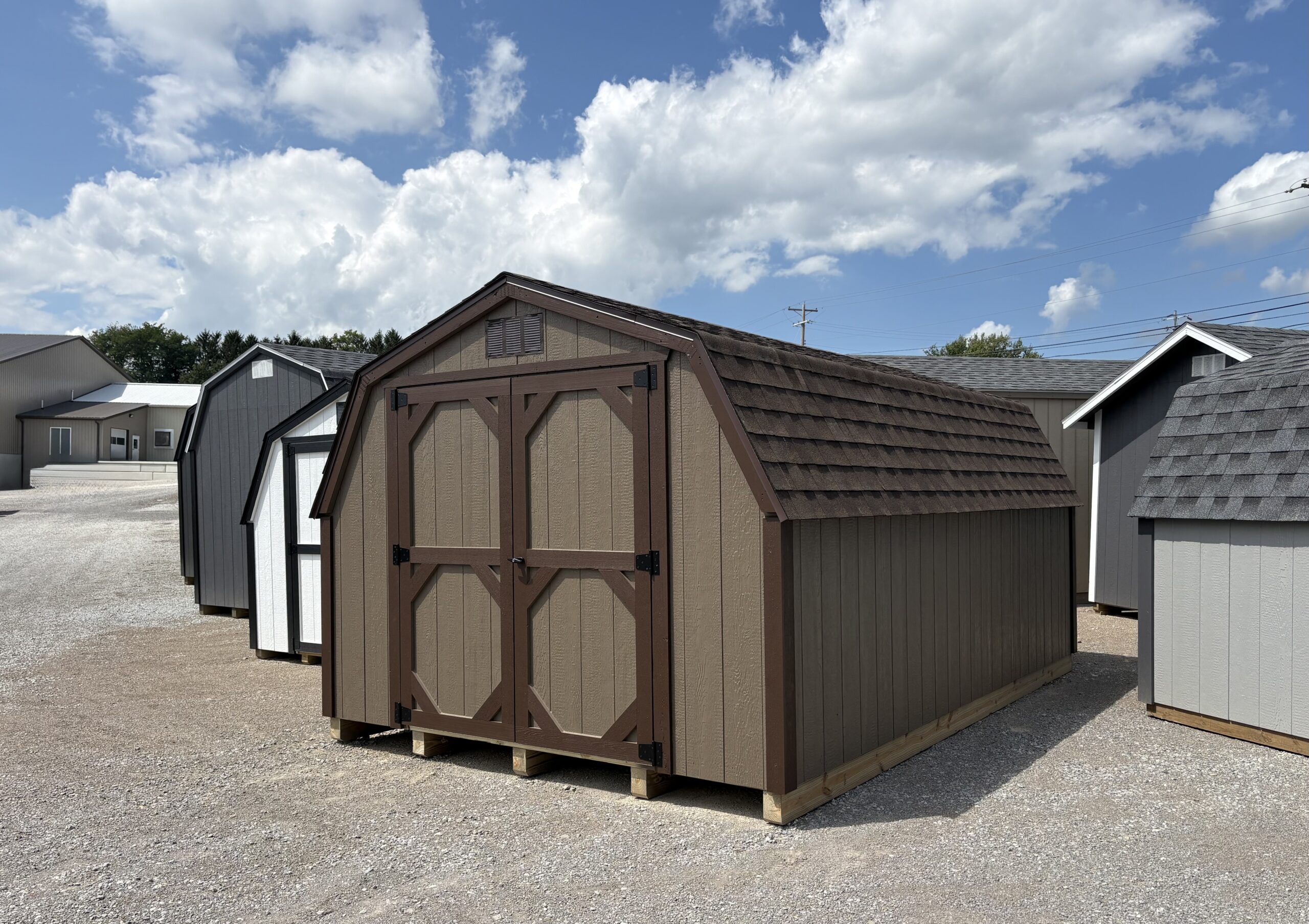 #53 10’x16’ Standard Barn 4’ walls