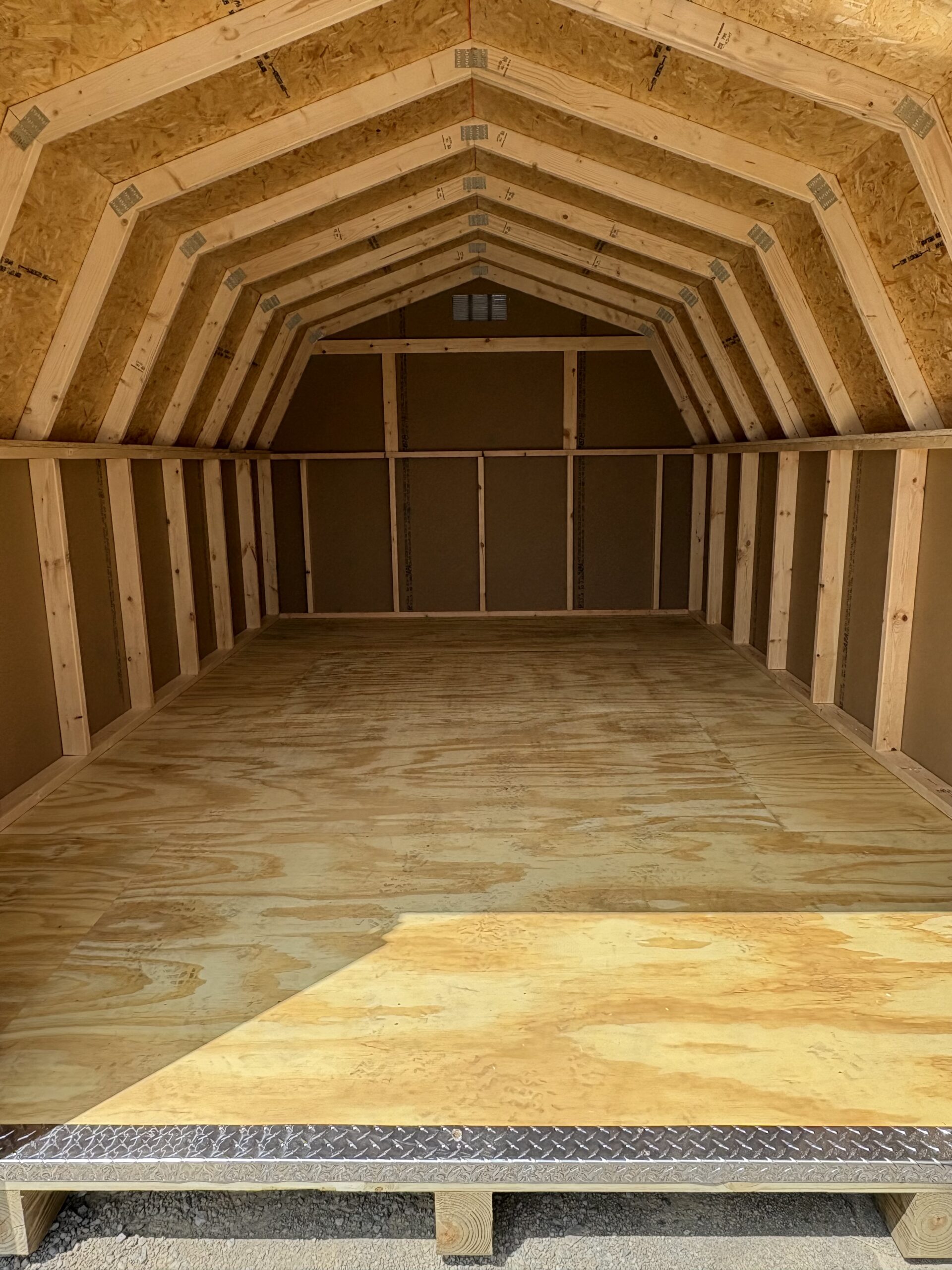 #53 10’x16’ Standard Barn 4’ walls