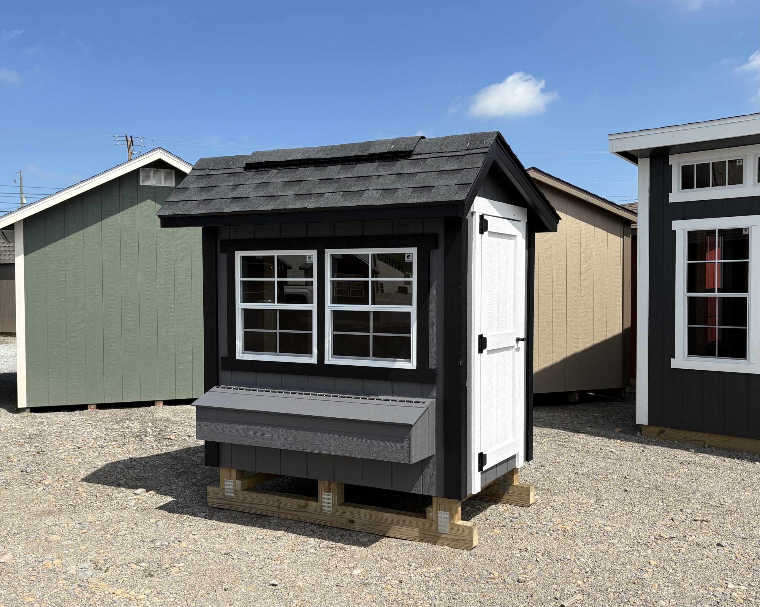 #60 4’x6’  Saltbox Chicken Coop