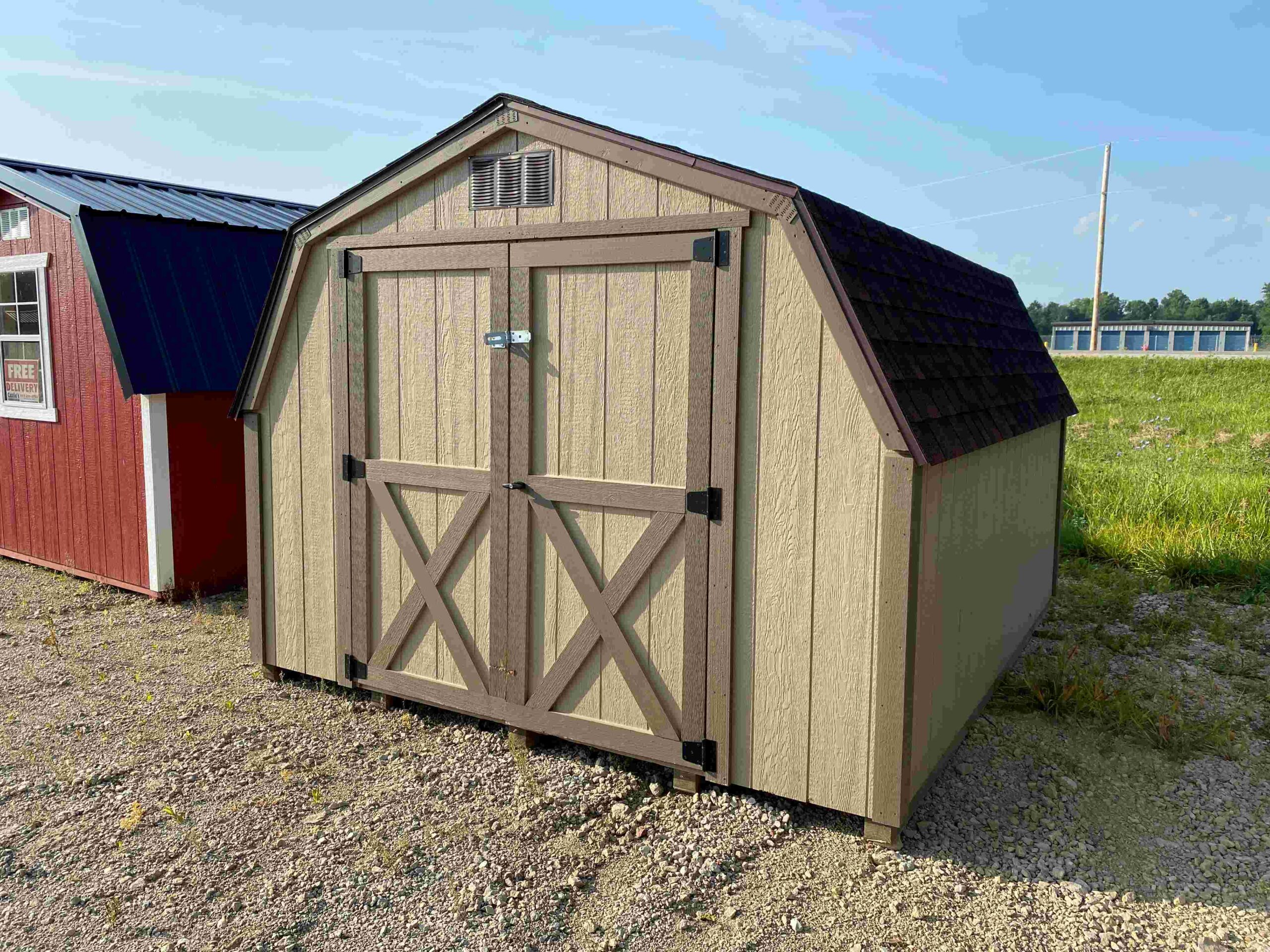PRE-OWNED Mini Barn 10 x 12
