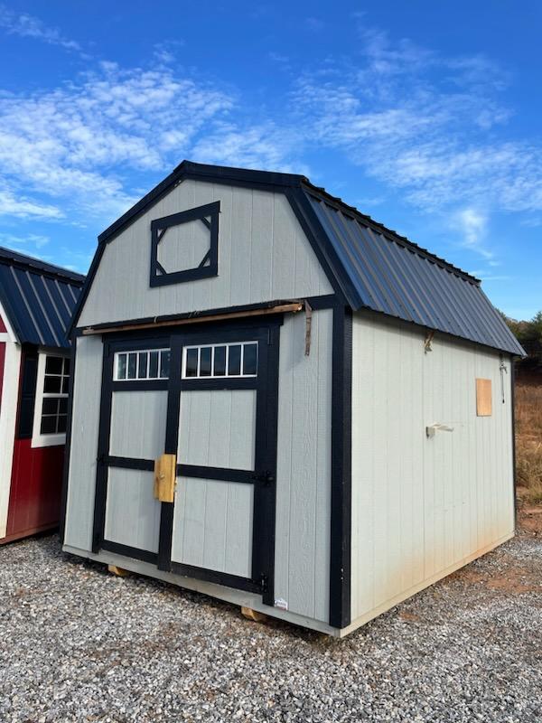 10×12 Lofted Barn (9609)