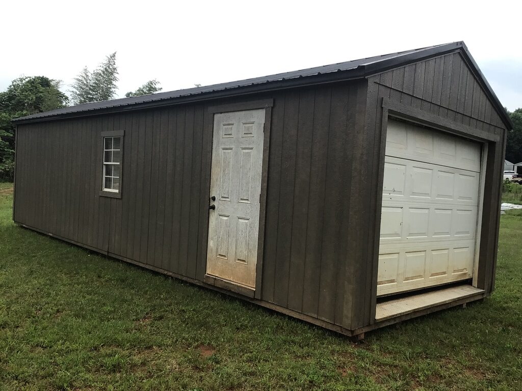 12×32 Garage (6416)